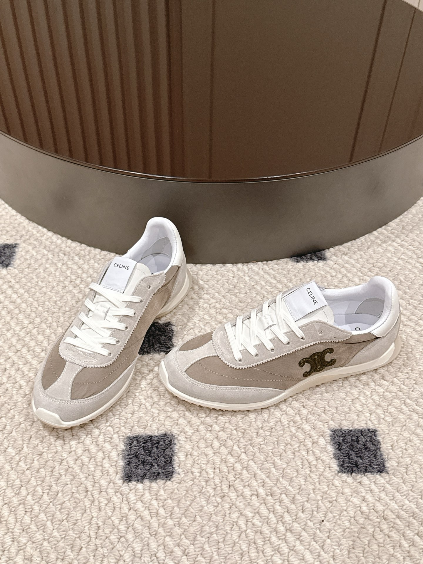 셀*느 로우탑 운동화