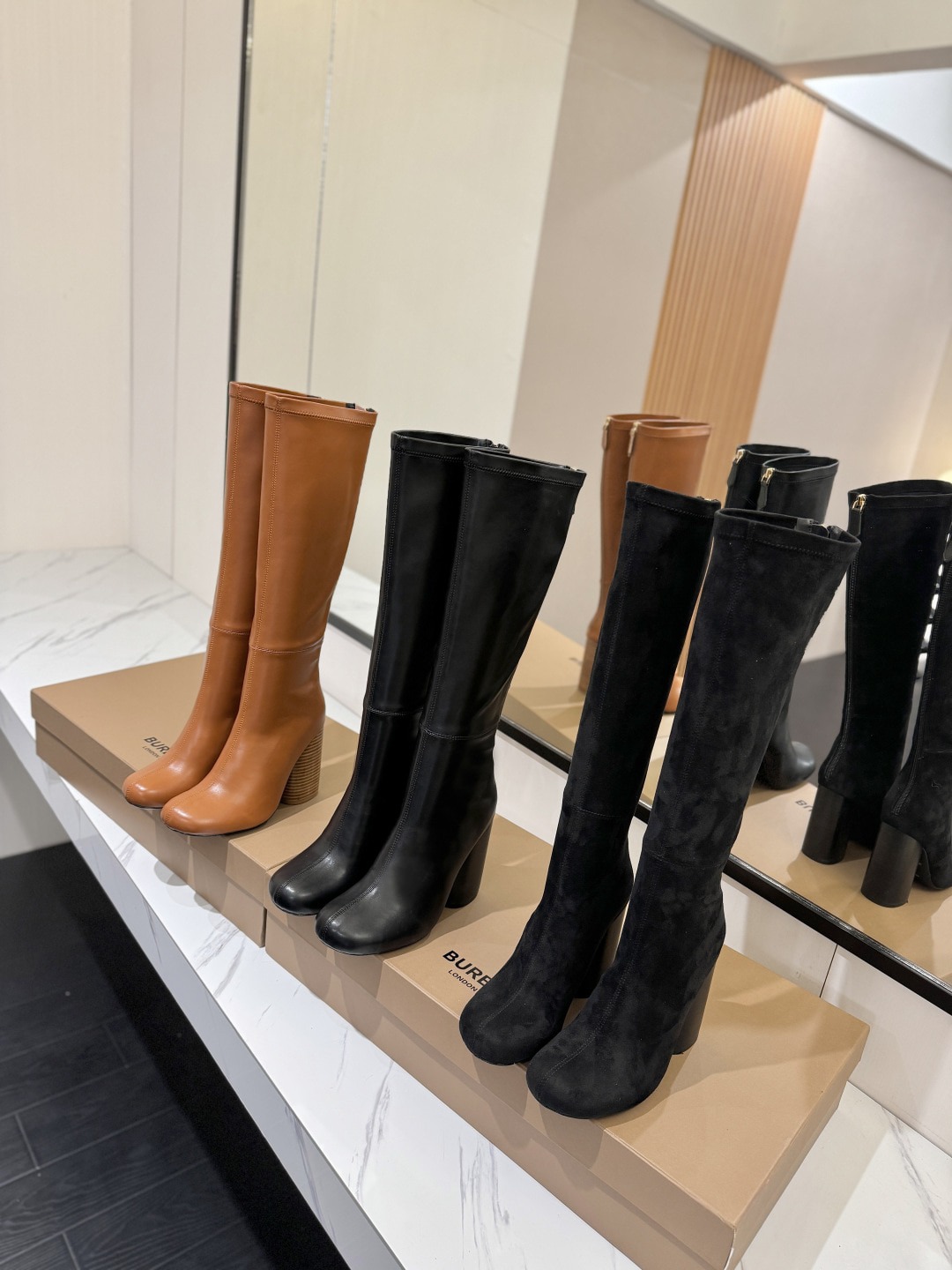 버*리 신상 통굽 스판부츠