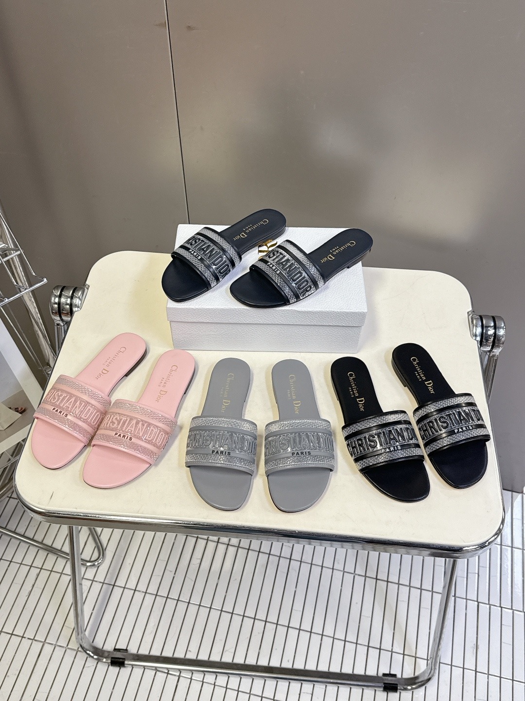 디* 26 봄여름 신상 CD 슬리퍼