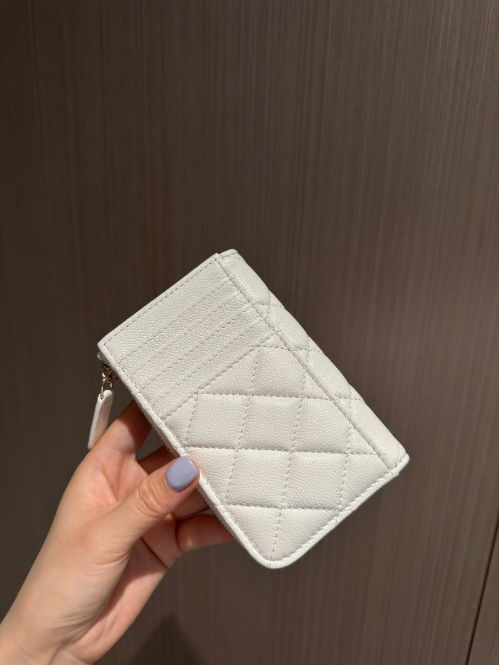 샤* CC로고 캐비어 지퍼 카드 지갑 AP3179