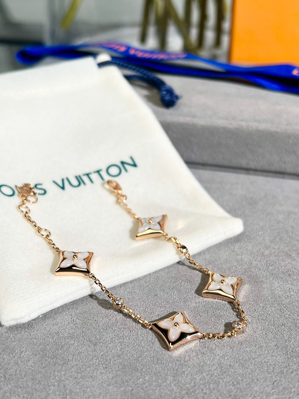 루*비통 블로썸 브레이슬릿