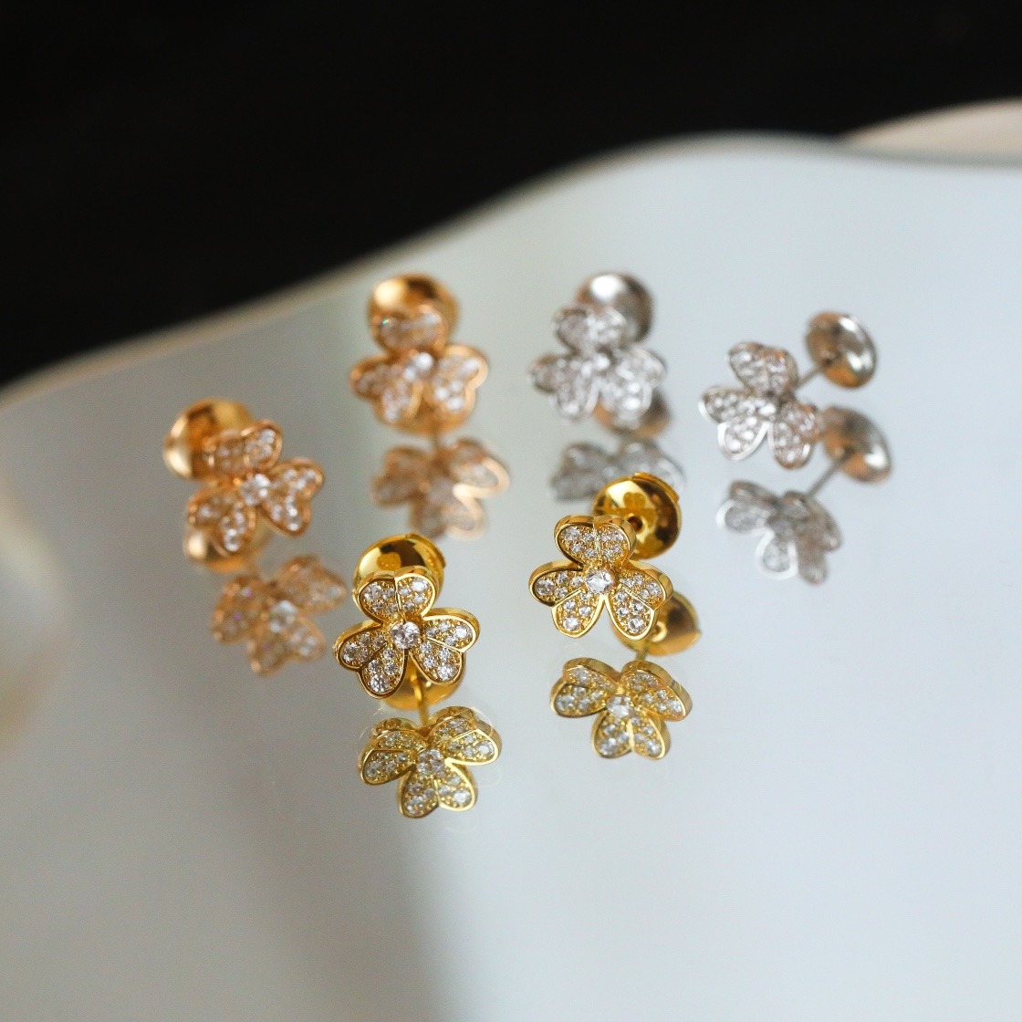 반*리프 프리볼 이어링