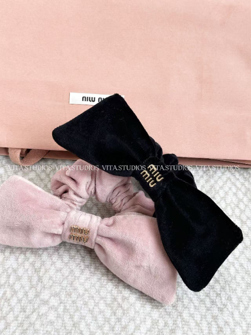 미우미우 리본 헤어 타이