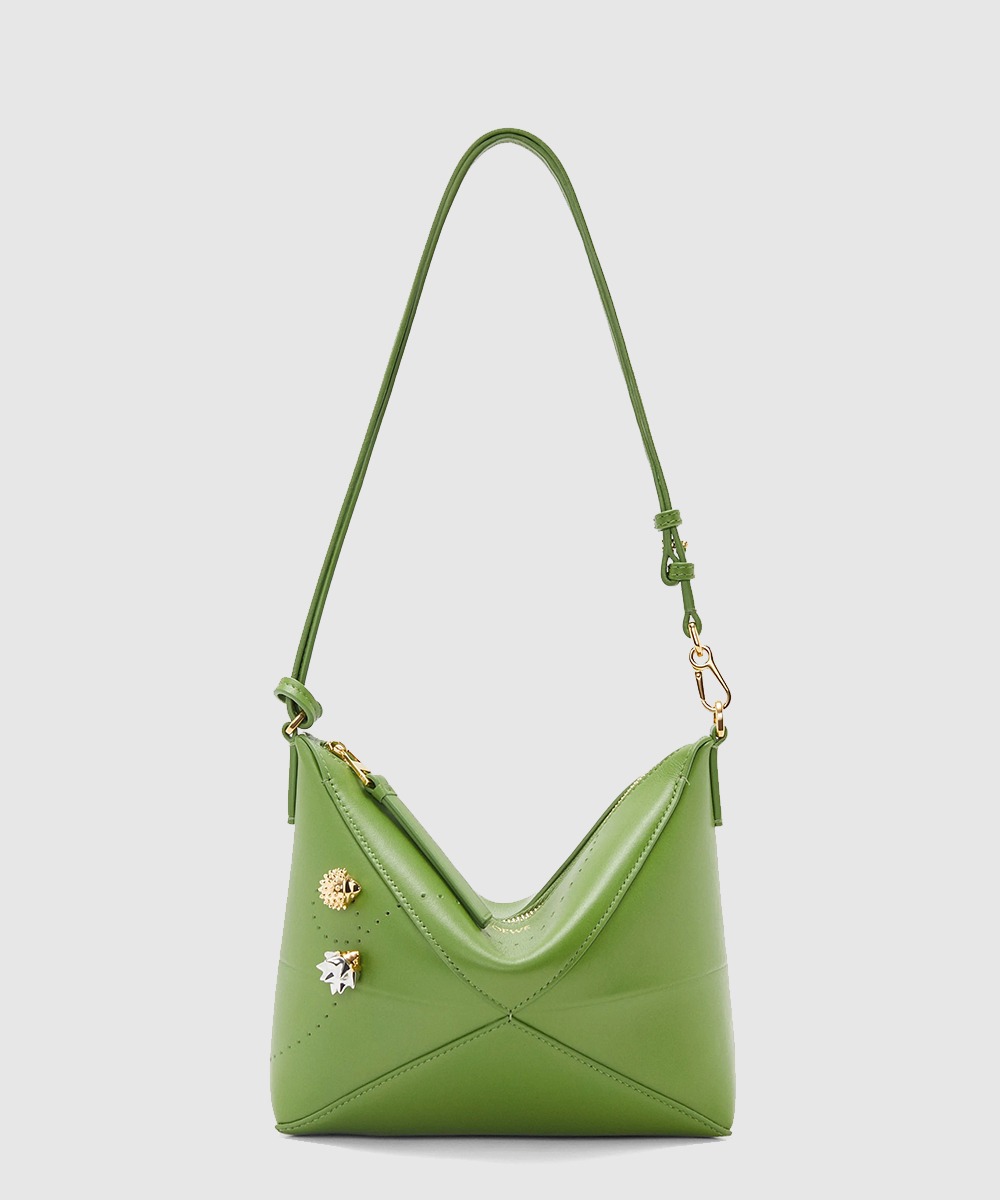 로에베 퍼즐백 크로스