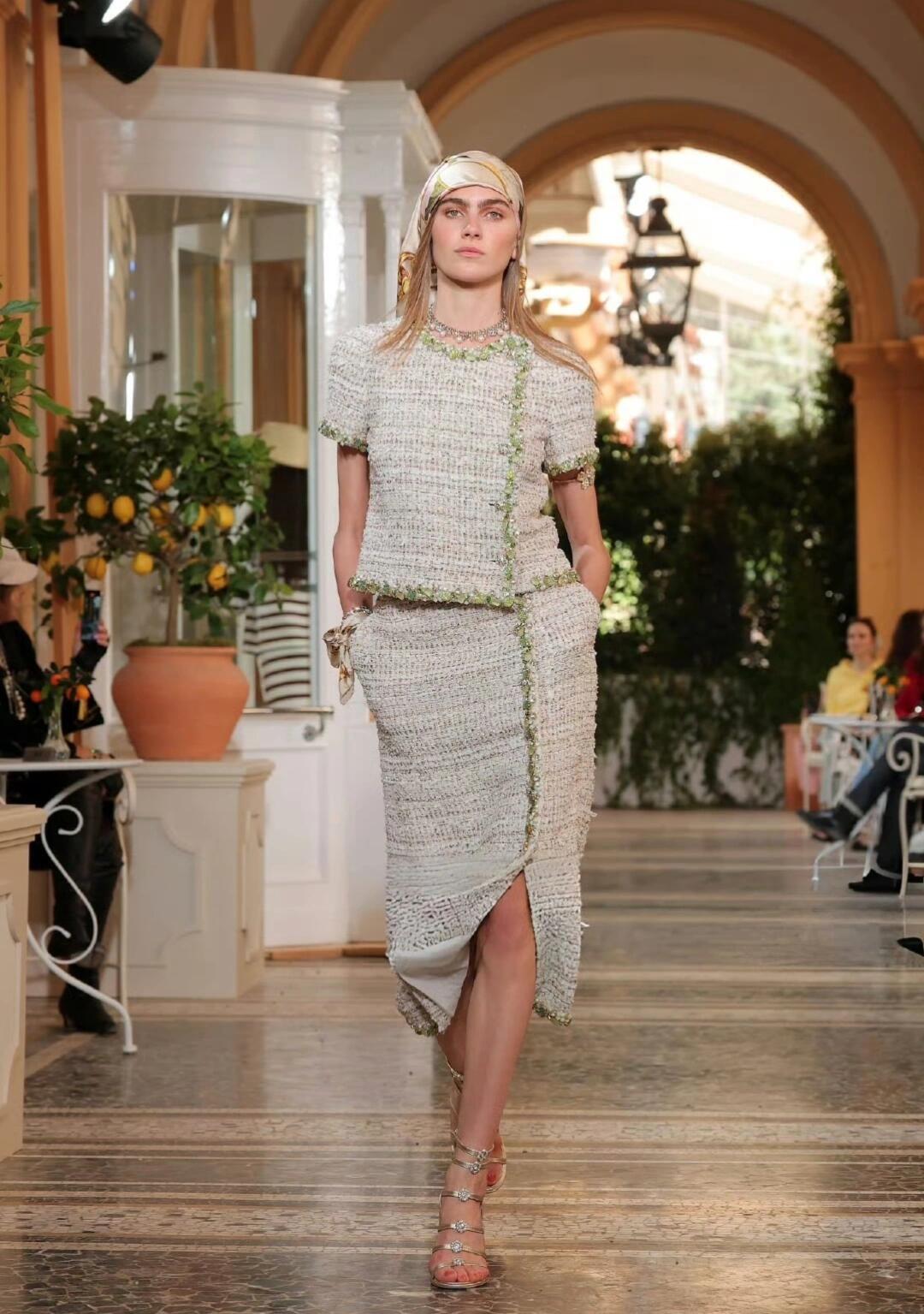 샤넬 트위드 자켓