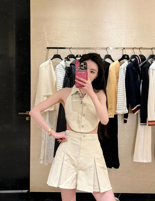 샤넬 와이드 플리츠 캐주얼 쇼츠