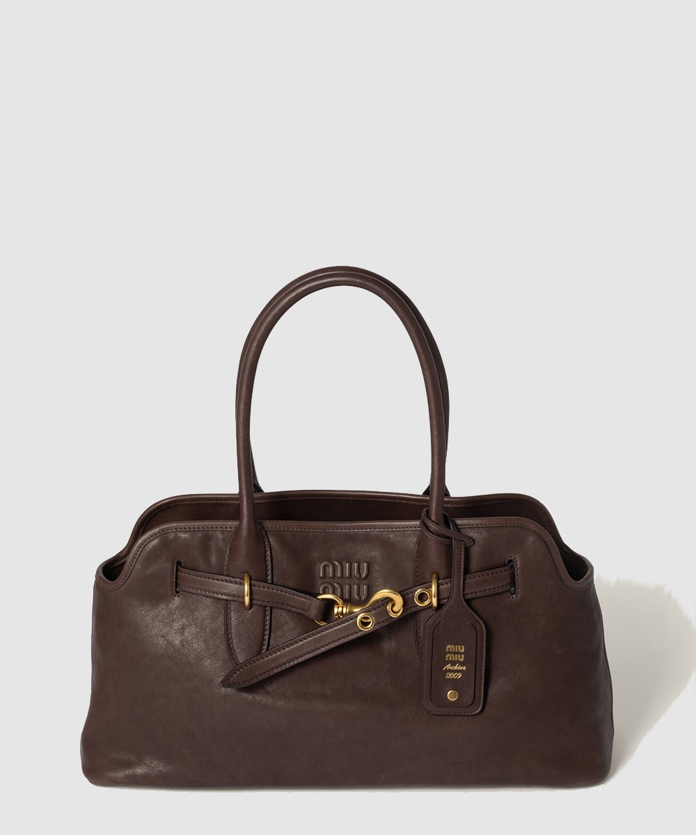 미우미우 Aventure 나파 레더 핸드백 5BG310