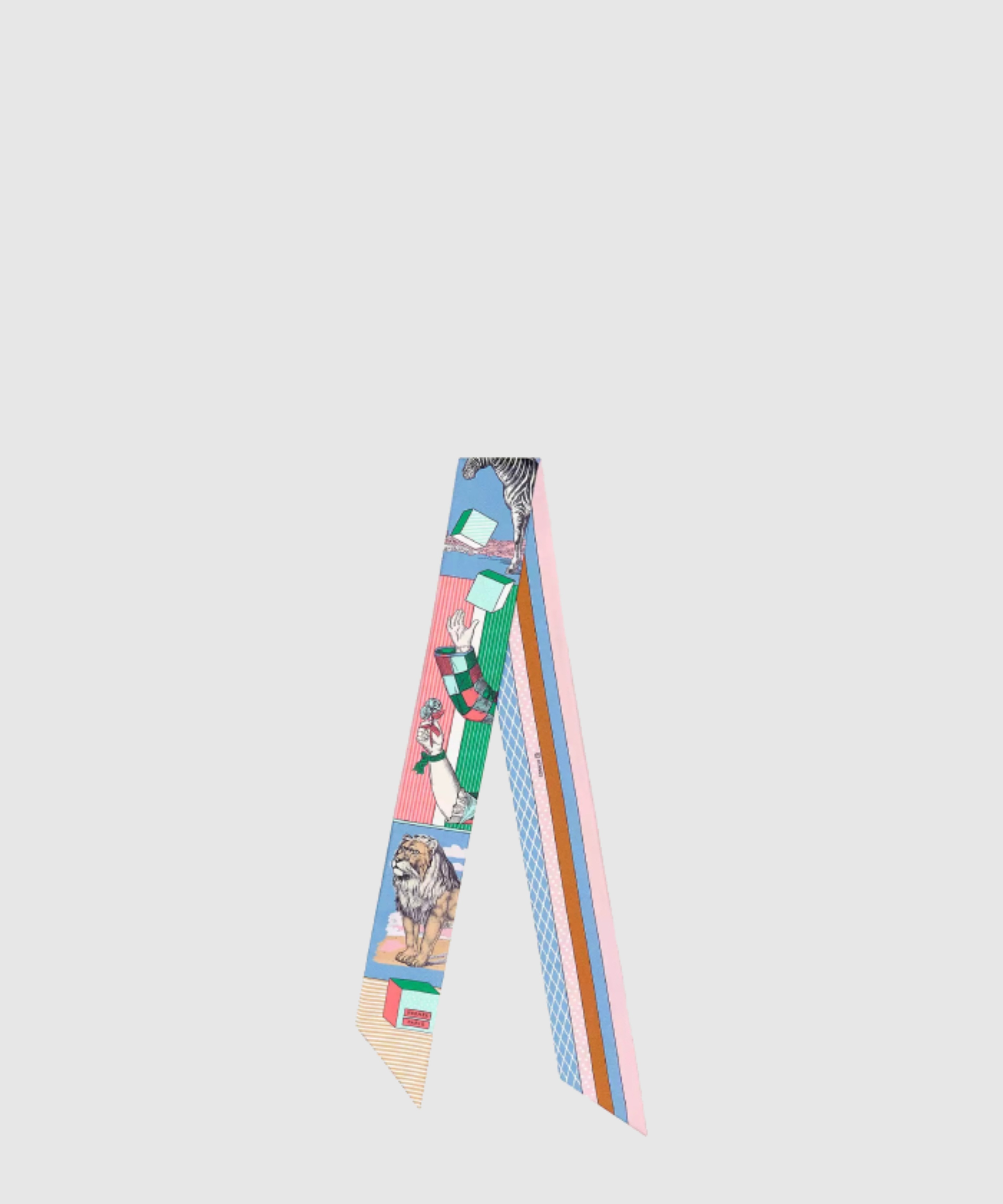 에르메스 누보 트빌리 방도 그랑 테아트르